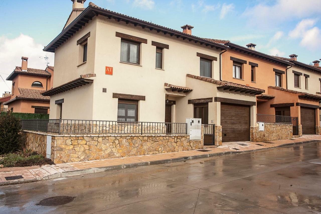 Apartamento El Palomar Ayllón Zewnętrze zdjęcie