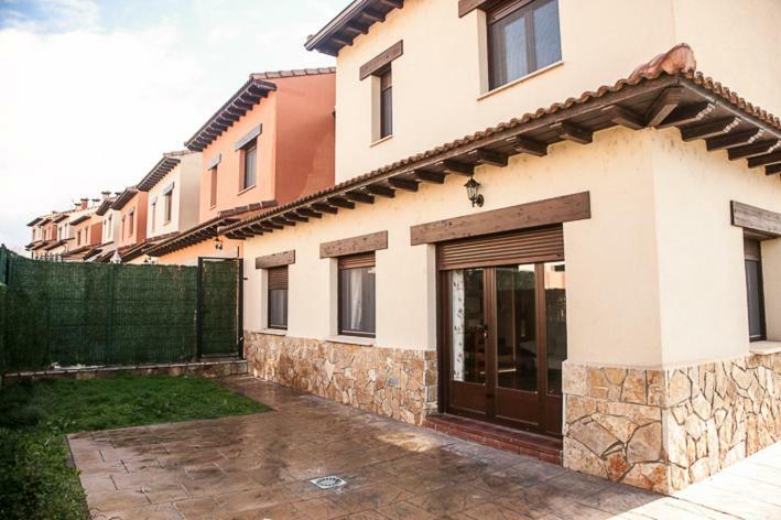 Apartamento El Palomar Ayllón Zewnętrze zdjęcie