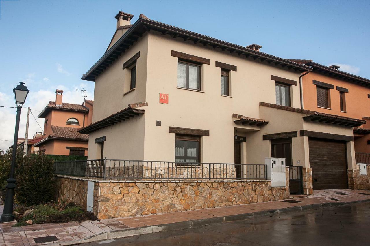 Apartamento El Palomar Ayllón Zewnętrze zdjęcie